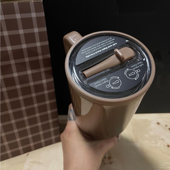 HydroJug Shimmering Bronze Bottle - Picture 5 of 6